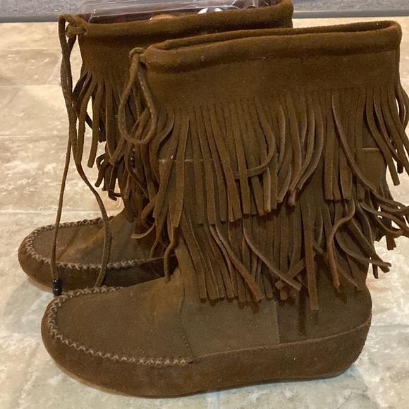 Shoes - Almost brand new Minnetonka boots, below the knee, brown, double fringe